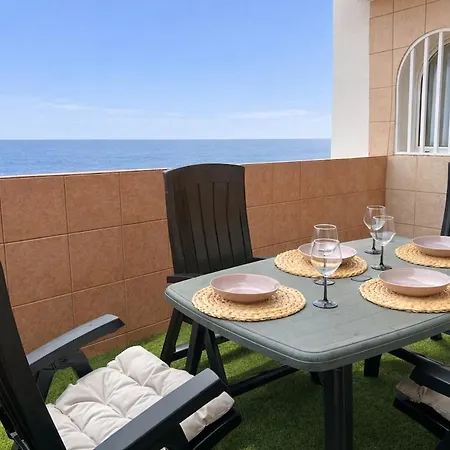 Eden Nautilus Sea&sunset Views Apartman *